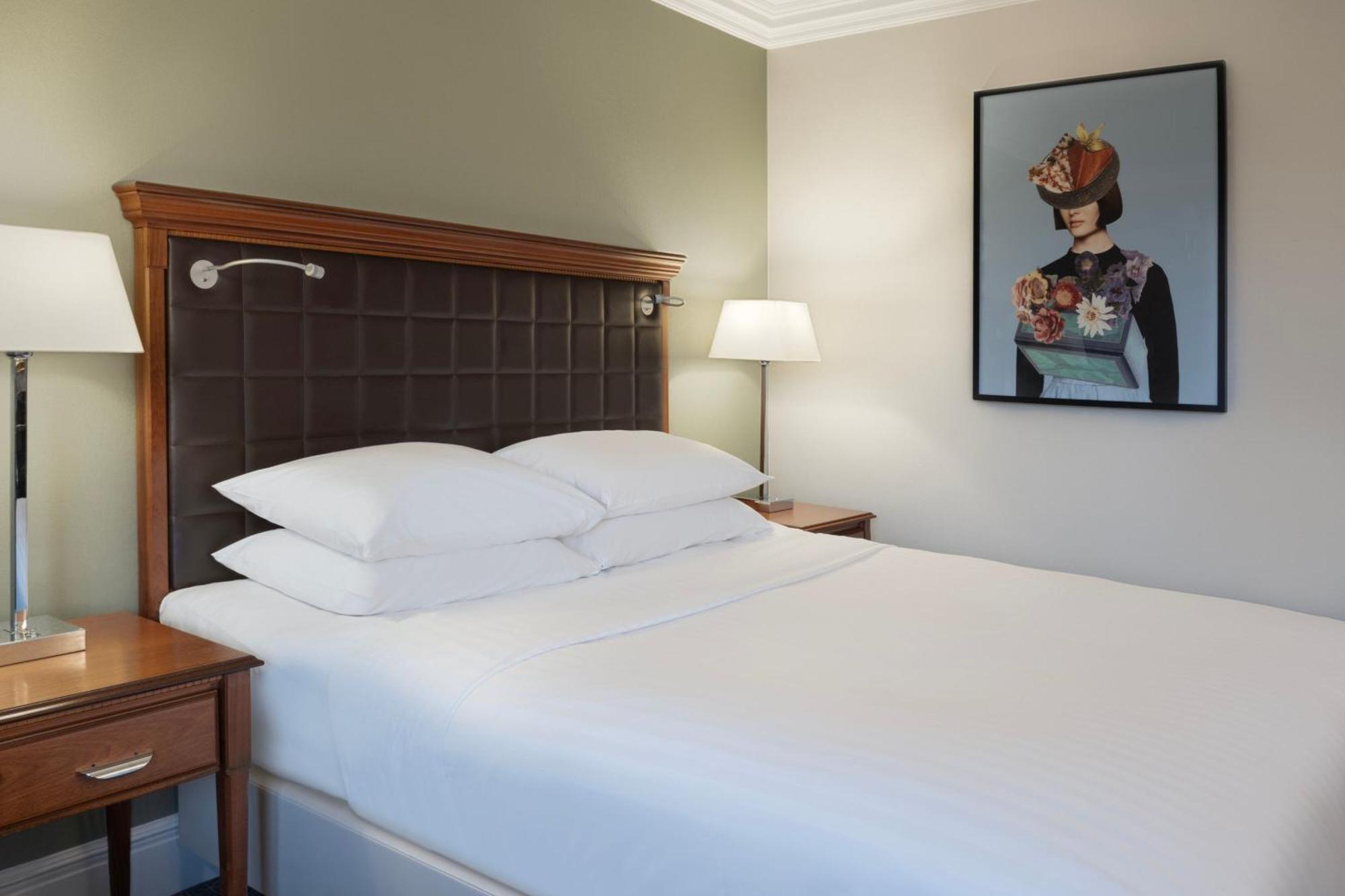 Delta Hotels By Marriott Huntingdon Exterior photo