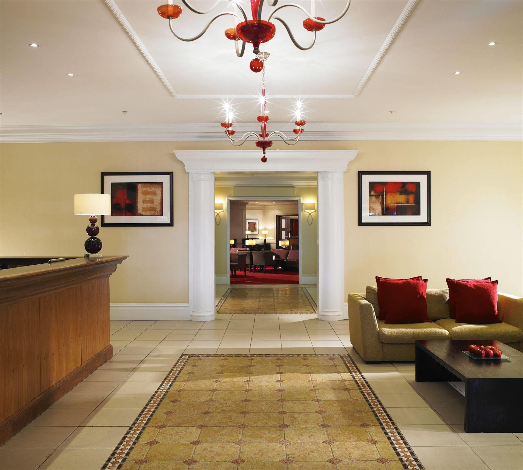 Delta Hotels By Marriott Huntingdon Exterior photo